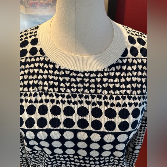 LOFT Black and White Patterned Sweater - Picture 3 of 12